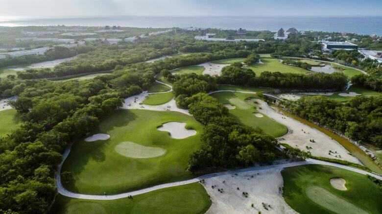 מלון נובו ואלארטה Grand Luxxe With Free Golf מראה חיצוני תמונה