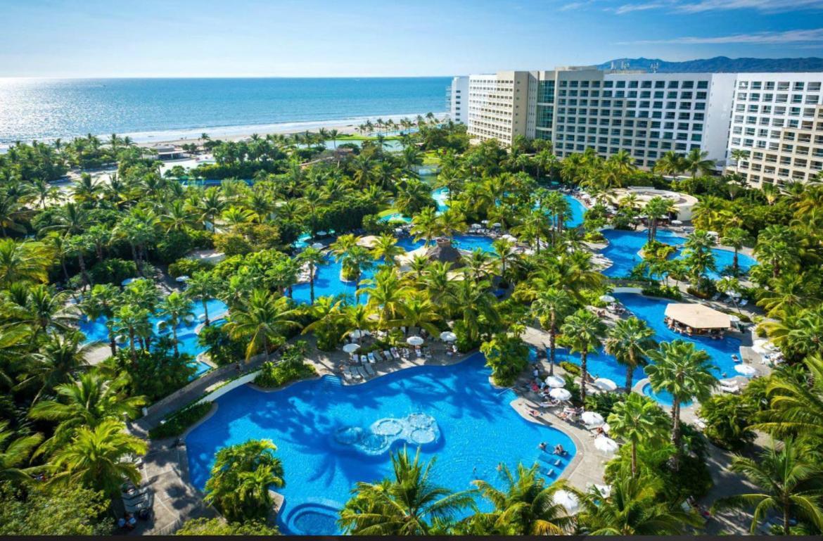 מלון נובו ואלארטה Grand Luxxe With Free Golf מראה חיצוני תמונה