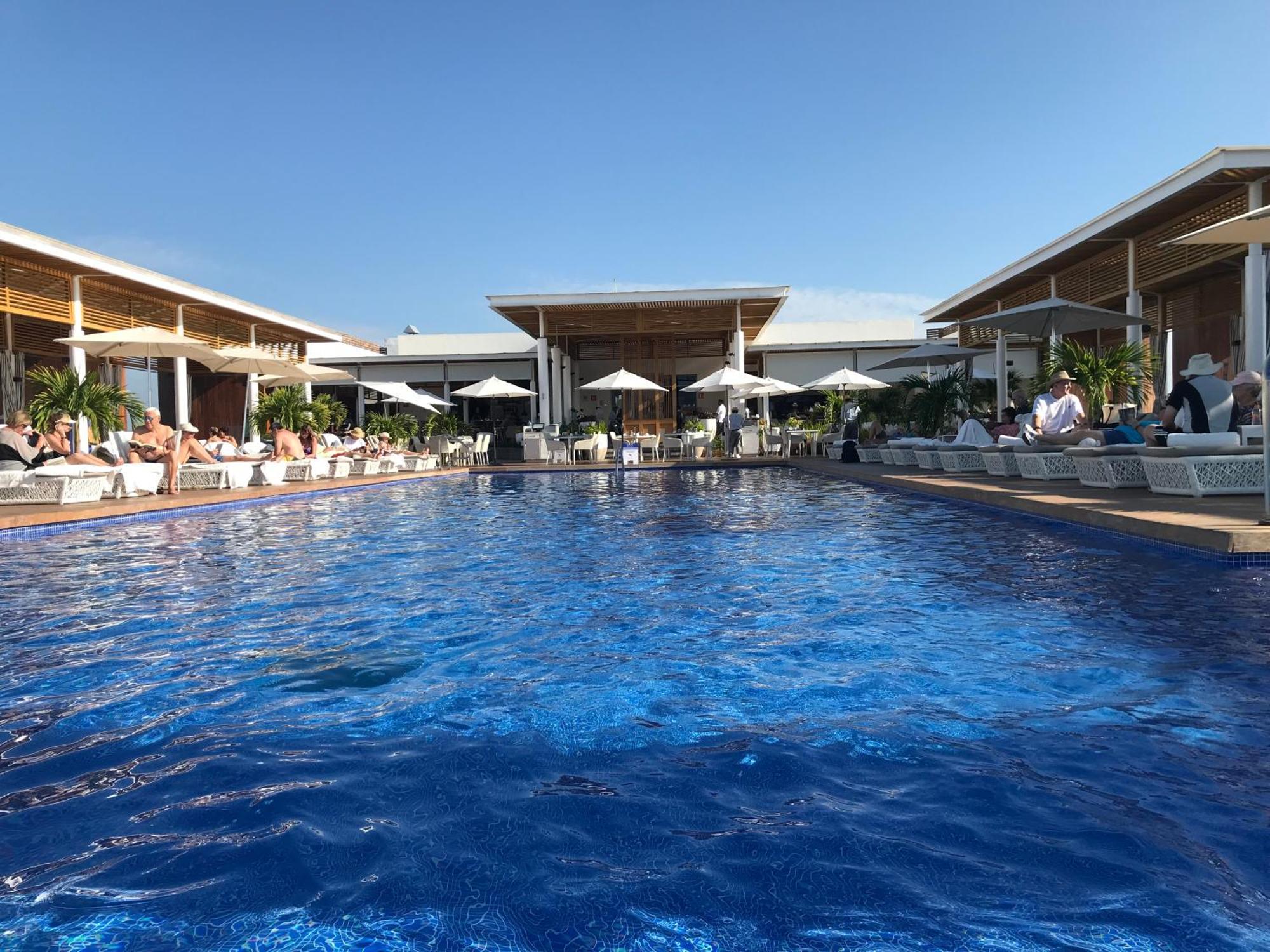 מלון נובו ואלארטה Grand Luxxe With Free Golf מראה חיצוני תמונה