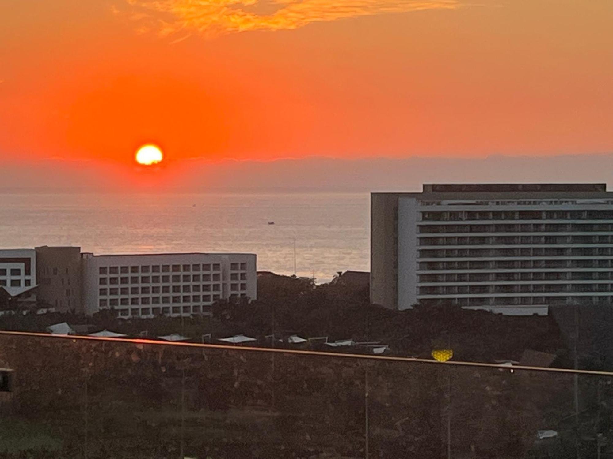 מלון נובו ואלארטה Grand Luxxe With Free Golf מראה חיצוני תמונה